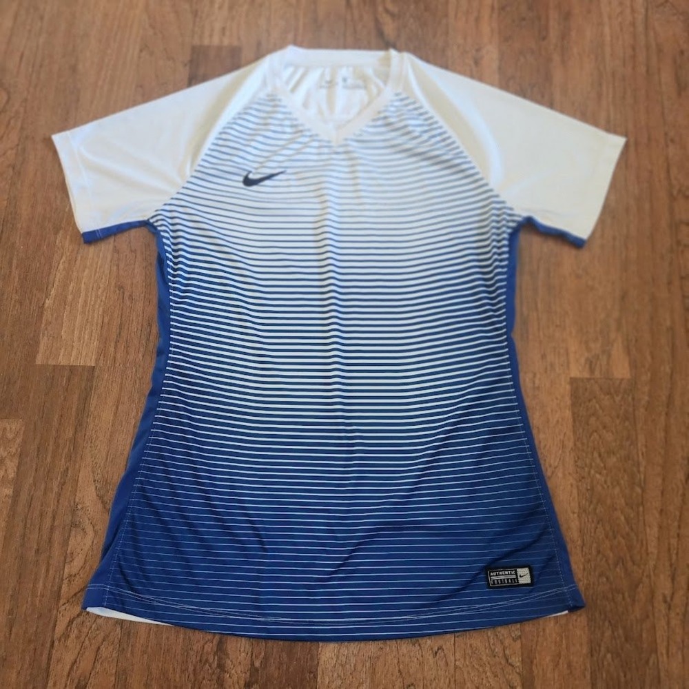 Nike Mens Dri-FIT Soccer Jersey Blue White Striped Gradient Training Shirt M 394